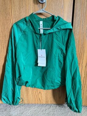 lululemon athletica Lululemon Scuba Cropped Anorak - Raceway Green